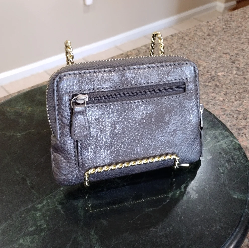 Fossil  Leather Wallet Silver Gray Metallic Corner Zip Around wallet